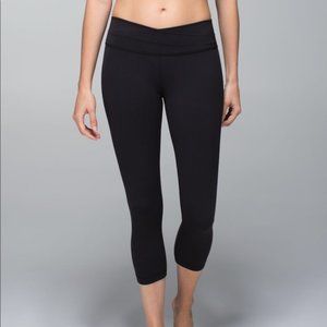 Lululemon Wunder Under Crop black leggings size 8